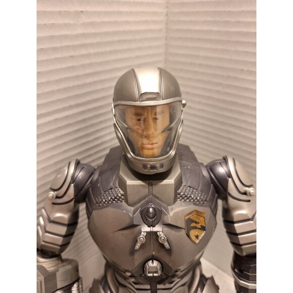 Hasbro GI JOE Rise Of The Cobra Duke Figure In Accelerator Suit Action Figure - Picture 1 of 8